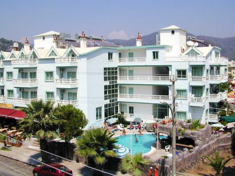 Karakas Apart Hotel Turgutreis Exteriör bild